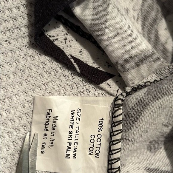 Skull and Palm leaves graphic tee, soft cotton,,bold graphic, made in Italy - Picture 2 of 3